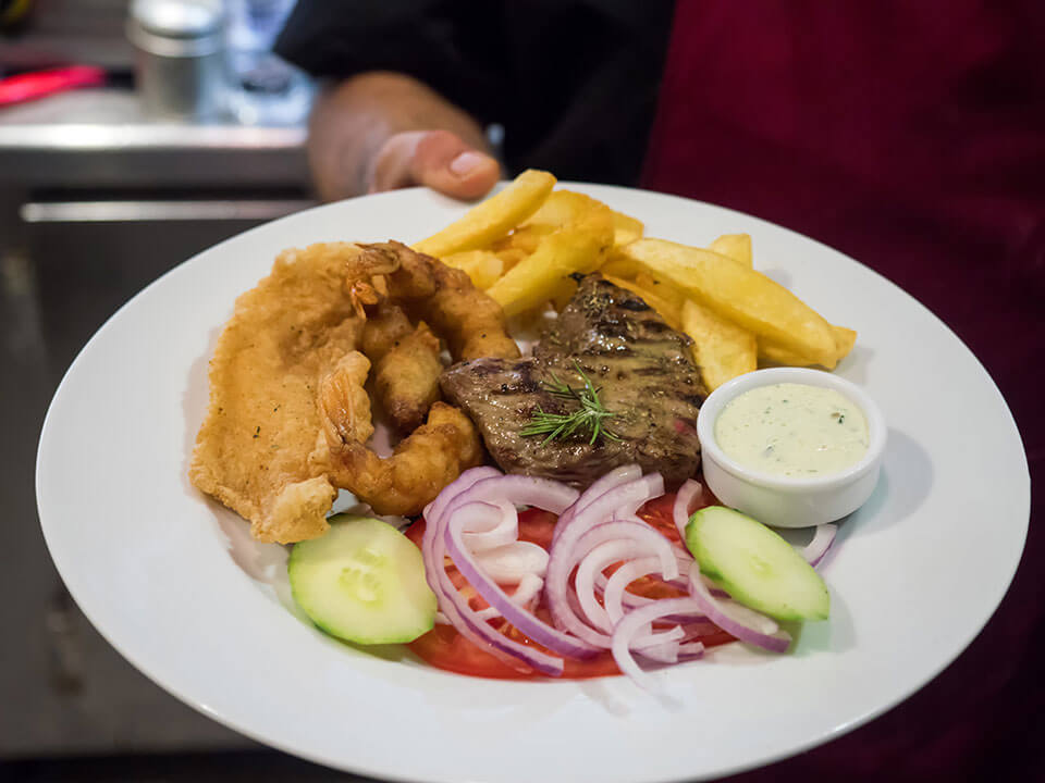 Relax restaurant Alykes Zante